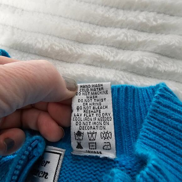 Jennifer Lauren 1X Blue Snowman Christmas Zip Sweater Embroidered Holiday - Picture 11 of 11